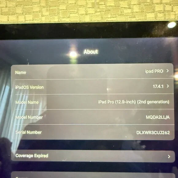 Apple iPad Pro 12.9-inch (2nd generation) A1670 64 GB, Wi-Fi, 12.9 in - Space... - Picture 4 of 7